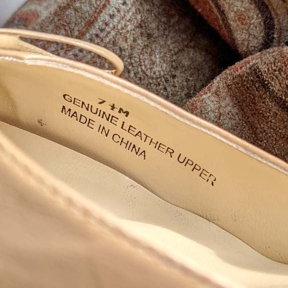 SOLD NAKED POINTED-TOE MULES - Picture 11 of 16